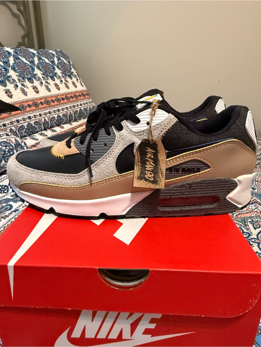 Nike Air Max 90 sneaker in Black, Gray, Taupe & White